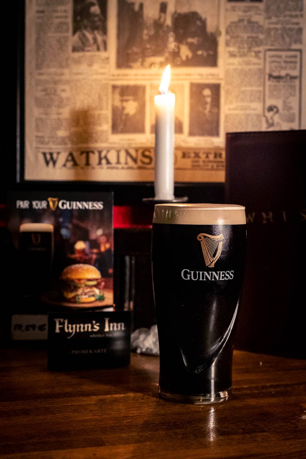 Flynns-Inn-Irish-Whiskey-Pub-Bonn-Altstadt-Guinness-Pint